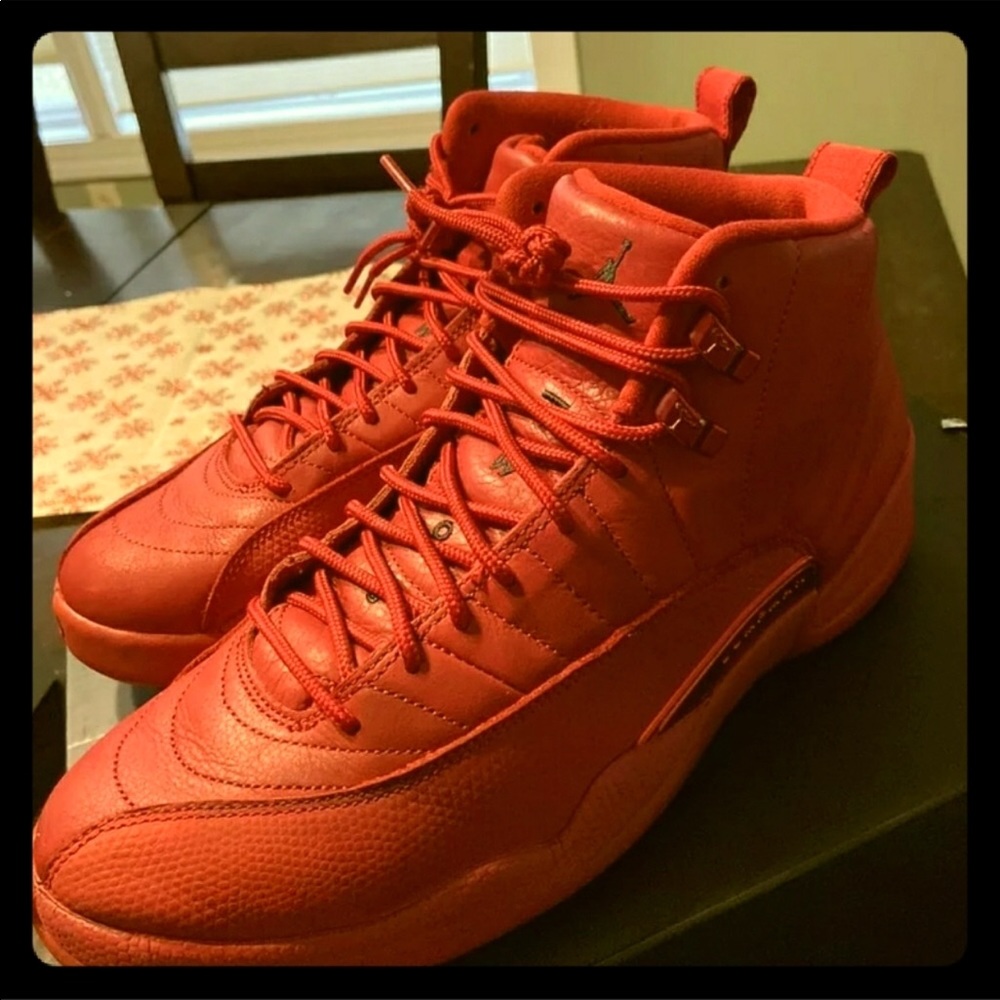 Jordan 12’s